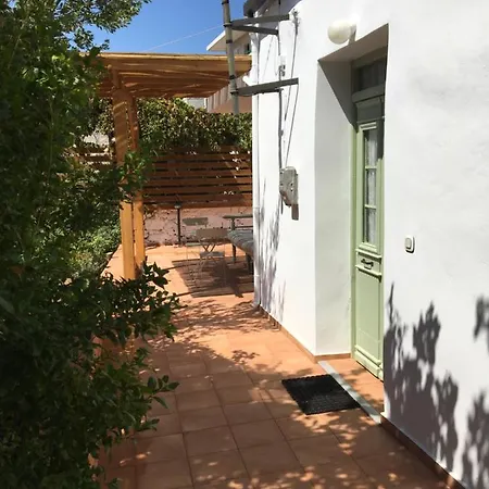 Vakantiehuis The House With The Garden Chania (Crete)